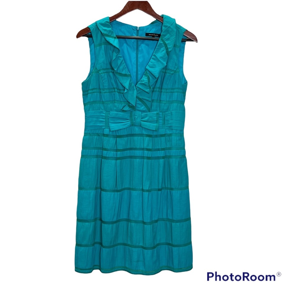 Nanette Lepore Sleeveless V-neck Fit and Flare Dress size 10